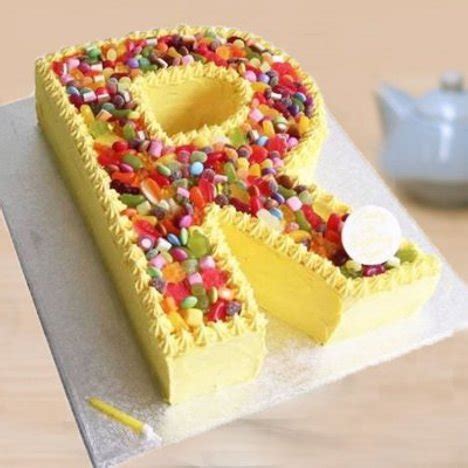A cake saying R